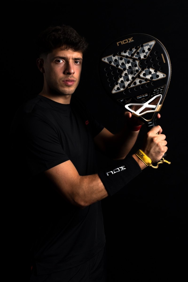 Nox AT10 Genius 18K padel racket
